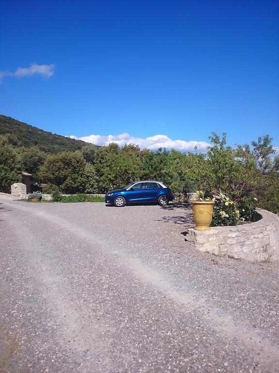 Mas De Courreges Otel Saint-Hippolyte-du-Fort Dış mekan fotoğraf